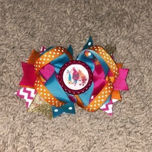 🎀 Girls “Trolls” Bottle Cap Hair Bow.